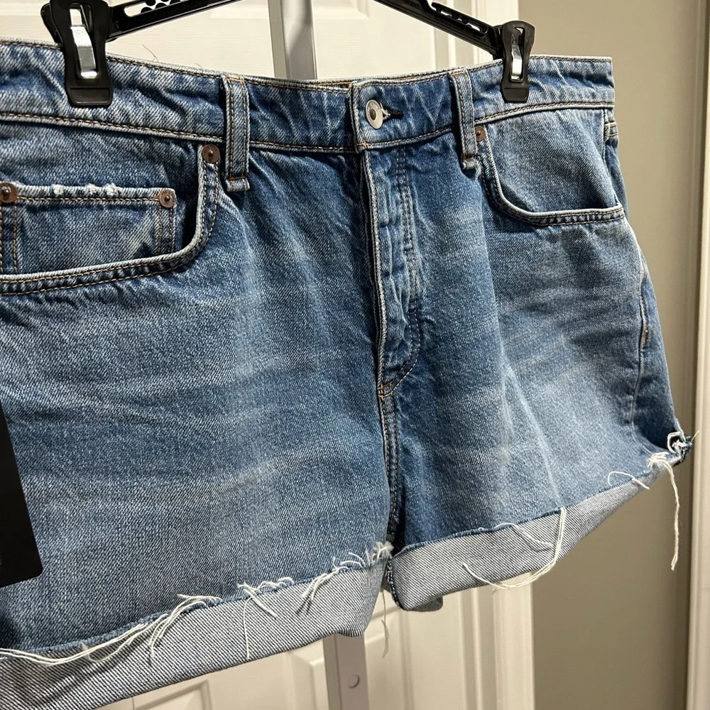 NWT Rag & Bone Dre Low-Rise Short in Clean Peony - Picture 2 of 10